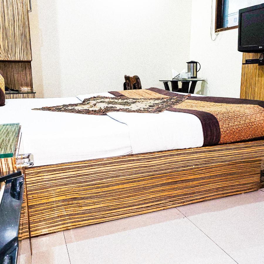 Hotel Shivdev International, Near New Delhi Railway Station Eksteriør bilde